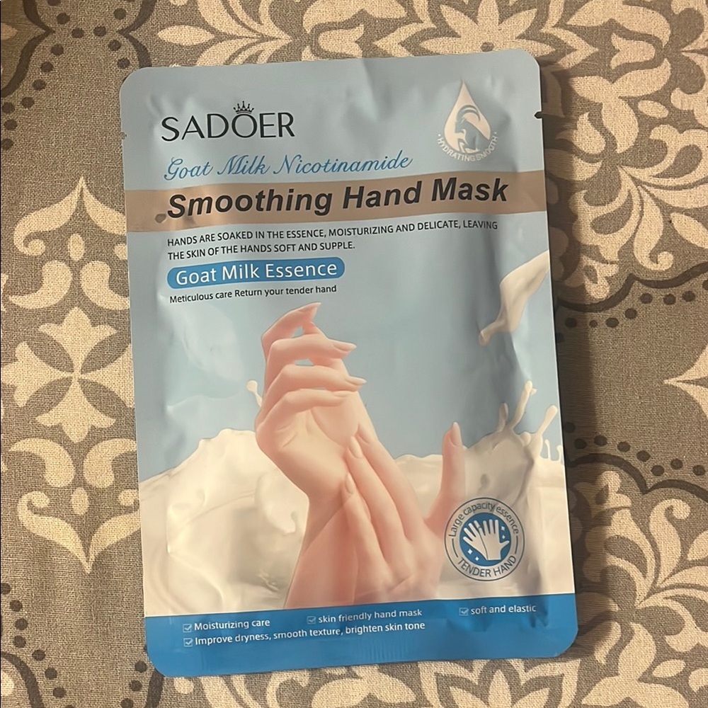 Blue Smoothing Hand Mask with Goat Milk Essence